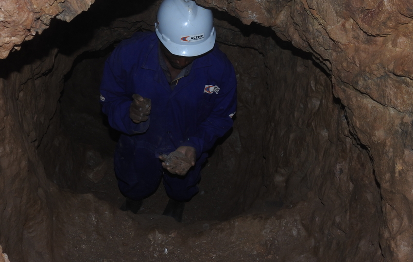 Tin Mining 